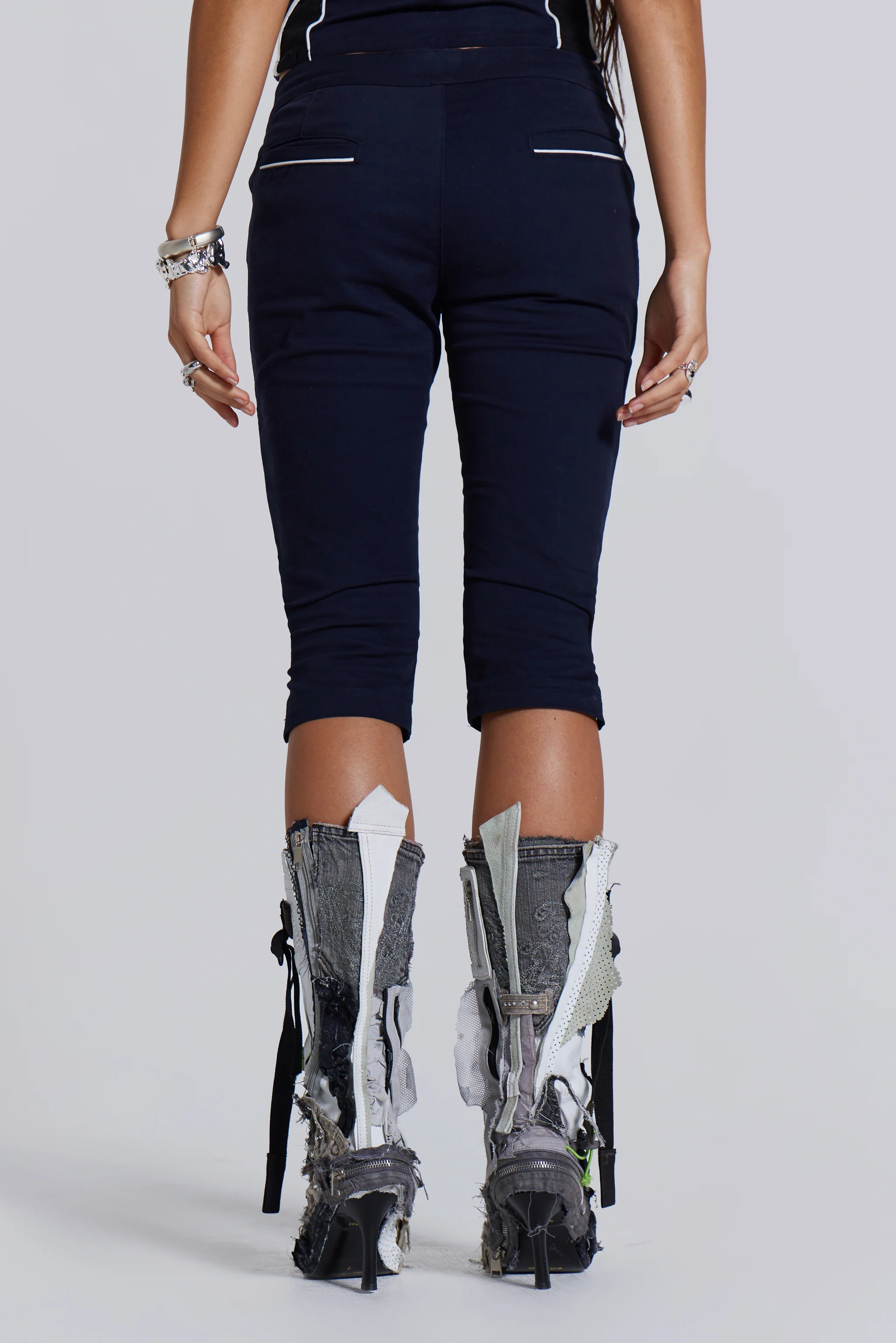 Racer Capri Trousers in Navy - Image 4